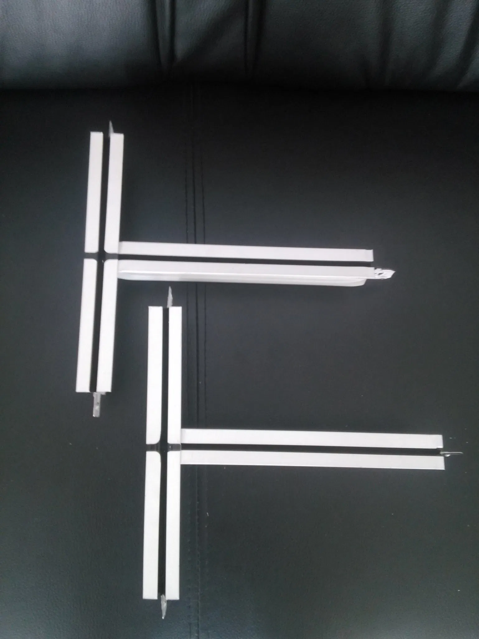 Black Line /Grooved Ceiling Grids