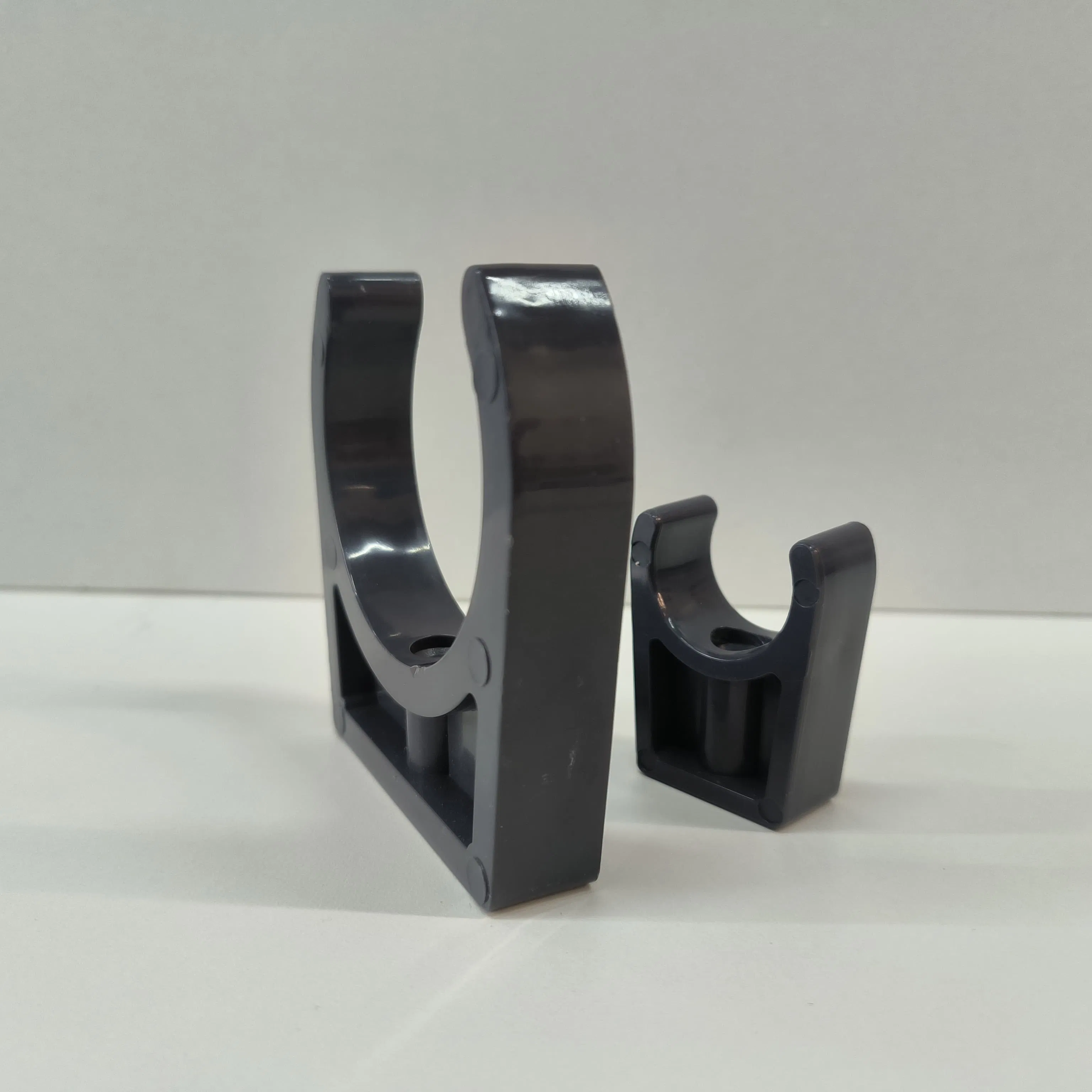 Good Quality DIN 8063 UPVC/PVC Pipe Fittings Bracket Clip Clamp Pn16 for Water Supply