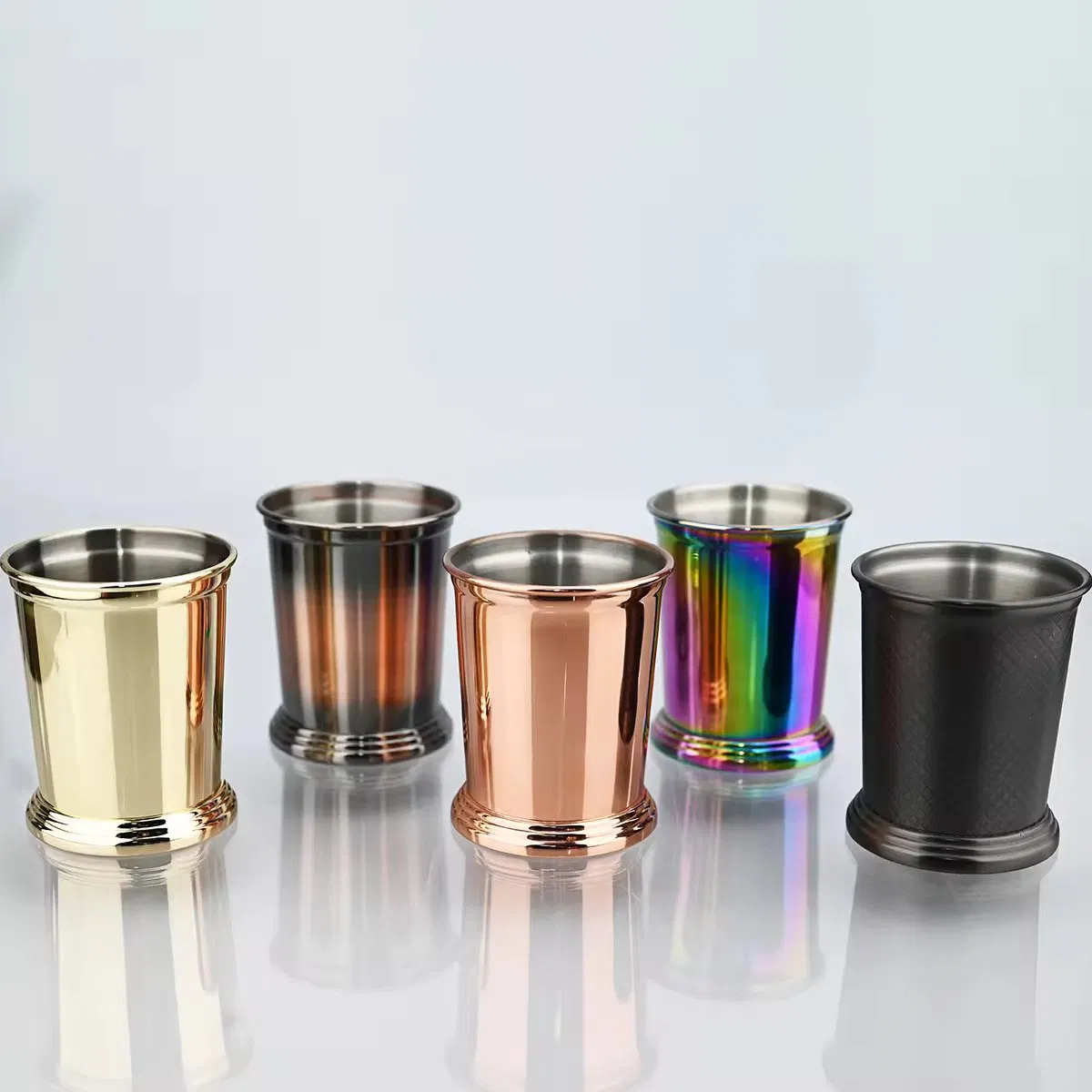 Стальной бокал для коктейлей 350 мл, золотое покрытие