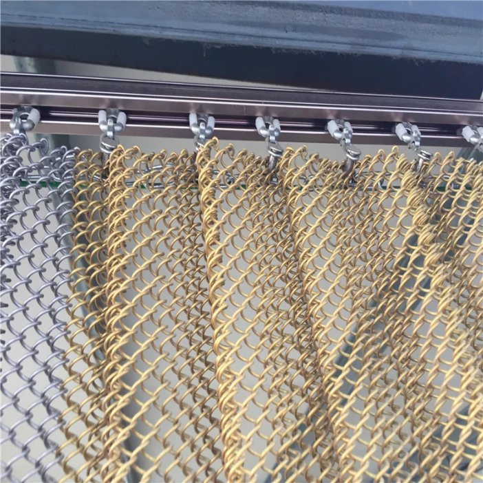 Metal Coiled Woven Fabric Chain Link Mesh Drapery for Wall Cladding Curtain