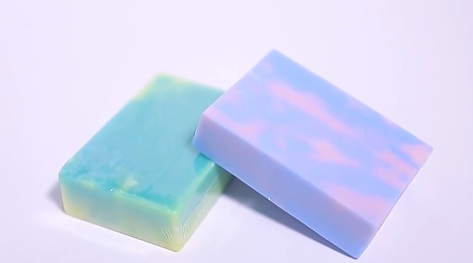 Customization Soap Based Rich Foam Goat Milk / Transparent Glycerin / White Glycerin