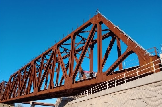 Continuous Welded Steel Truss Highway Bridge with 80m+ Spans\Prefabricated Steel Arch Pedestrian Bridge for Urban Greenways