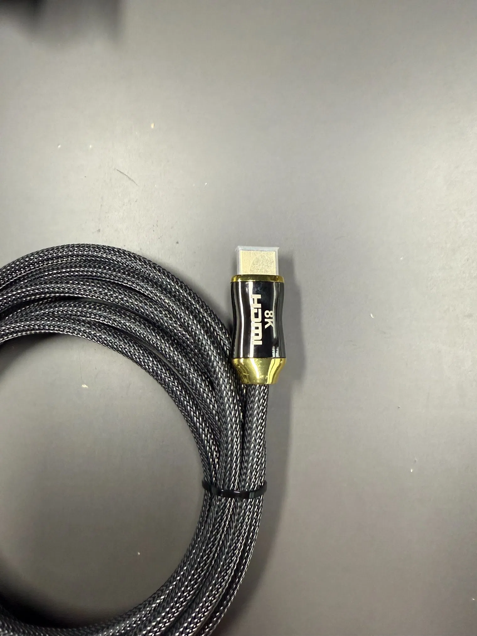 HDMI-кабель 8K 2.1V с нейлоновой оплеткой и металлическим разъемом