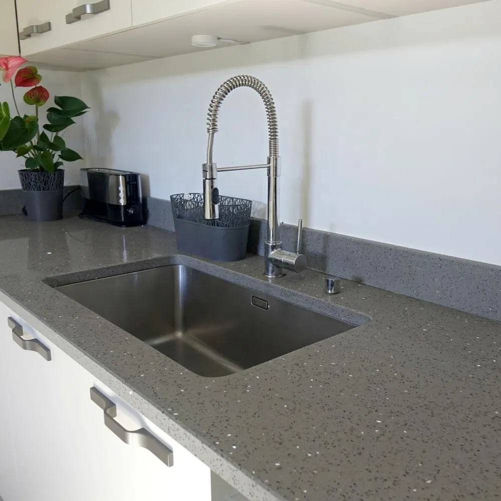Quartz Slab Grey Black Beige White Black Artificial Quartz Stone for Kitchen Countertop Vanity Tops Table Tops