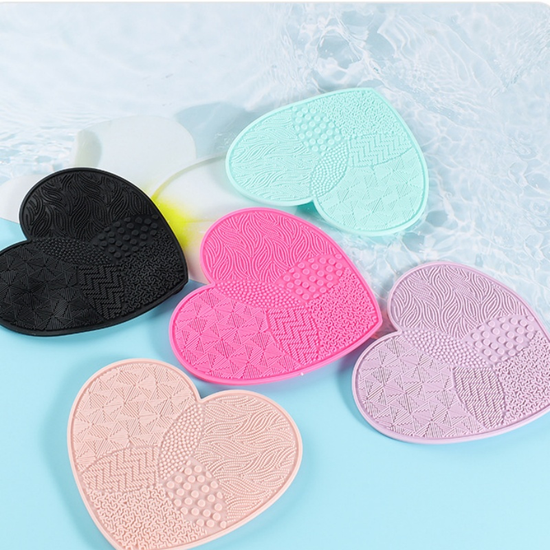 Wholesale Heart Shape Cleaning Tool Scrubber Pad Mat Silicone Makeup Brush Cleaner
