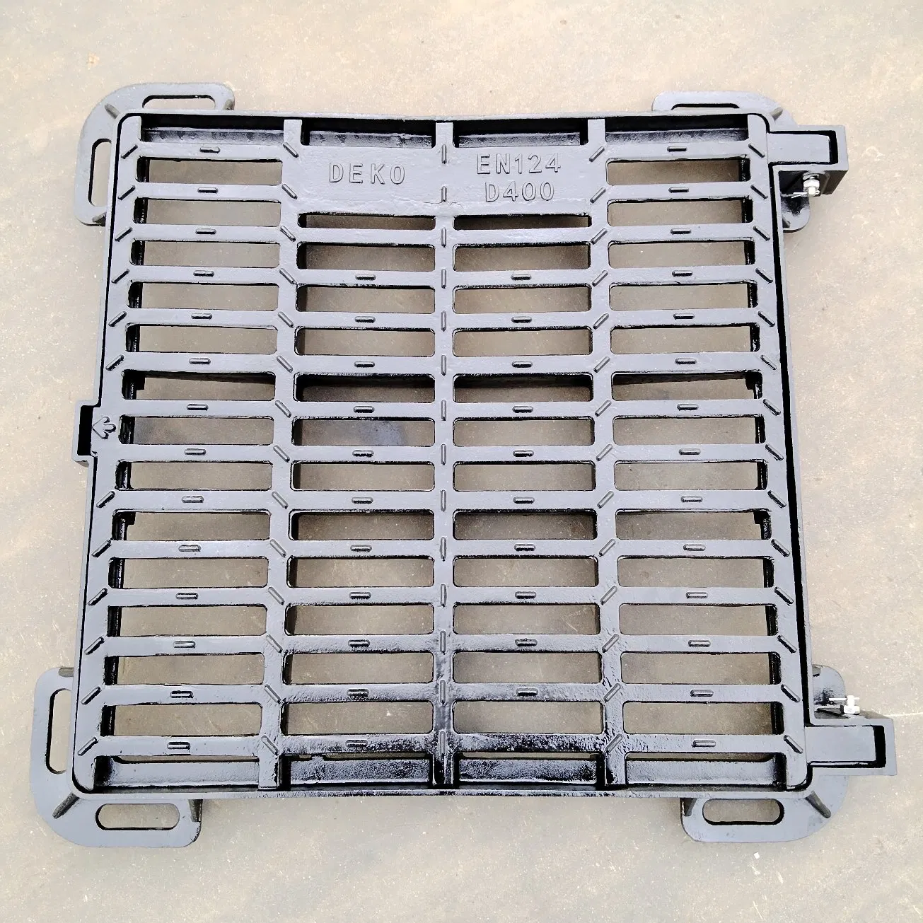 Dk-Pgd 930X930 D400 Double Hinged Grating Drain Gully Grating