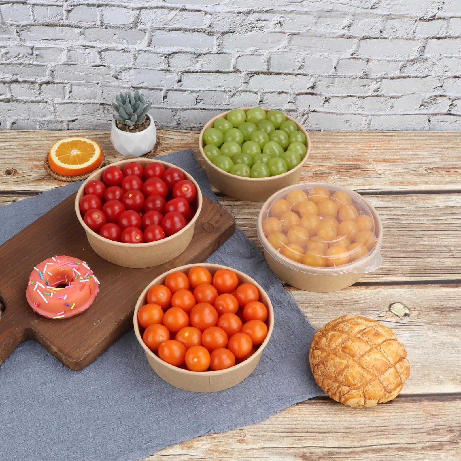 Wholesale Custom Disposable Round Shape Kraft Paper Salad Bowl Take Away Food Paper Bowl with Lids