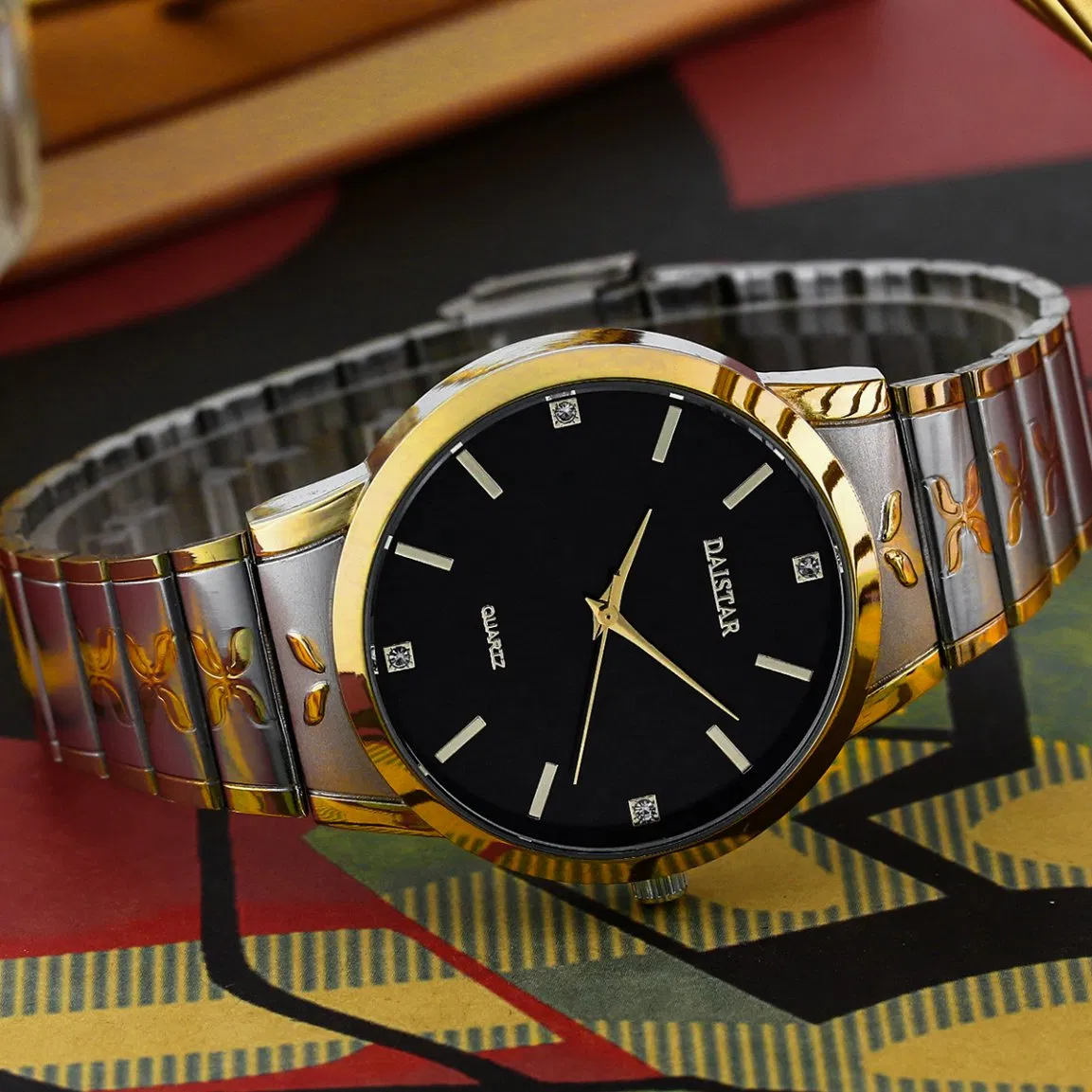 Factory Customize Couple Watch Valetines Gift Watch Cheap Watch Stock Watch