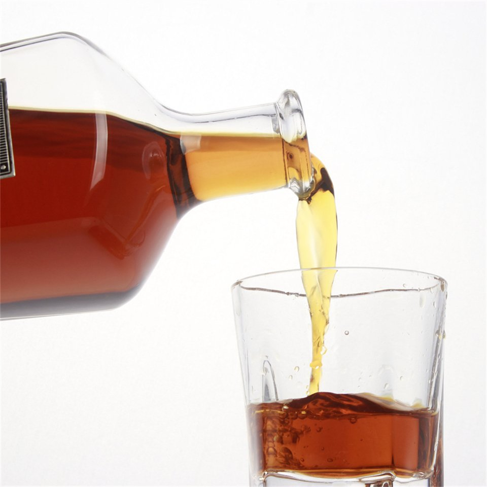 Rum Tequila Brandy Round Glass Gin-Bottles with Cork Bottle 750ml Bottle Luxury Alcohol Crystal Decanter