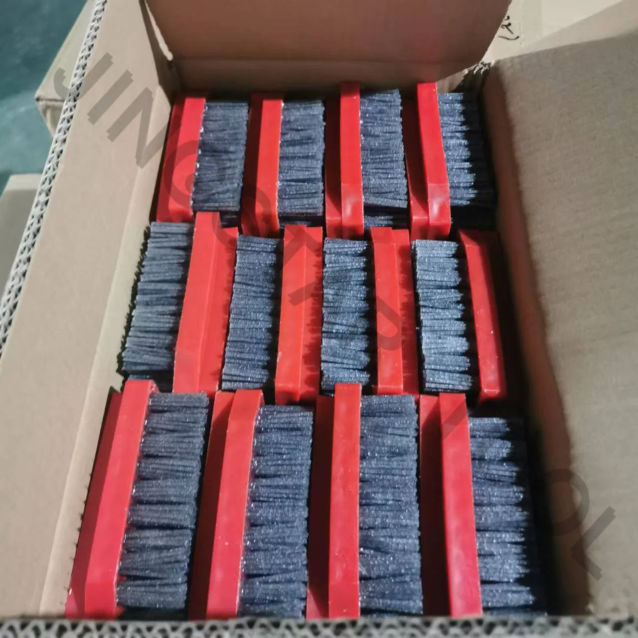 Абразивная щетка для полировки гранита и травертина