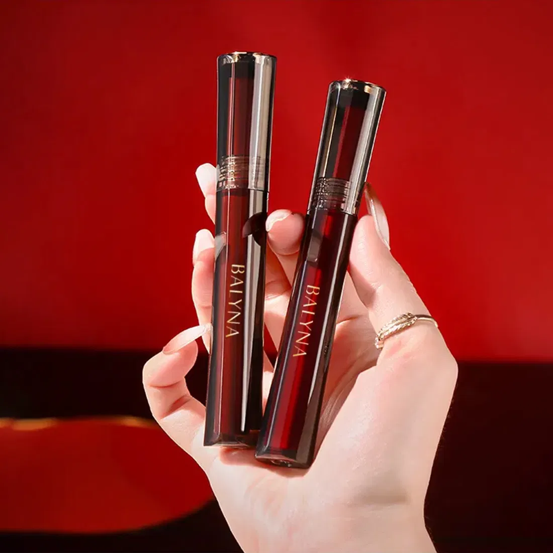 Balyna Different Velvety Matte Long Lasting Hydrating Creamy Smooth Pigmented Lip Gloss