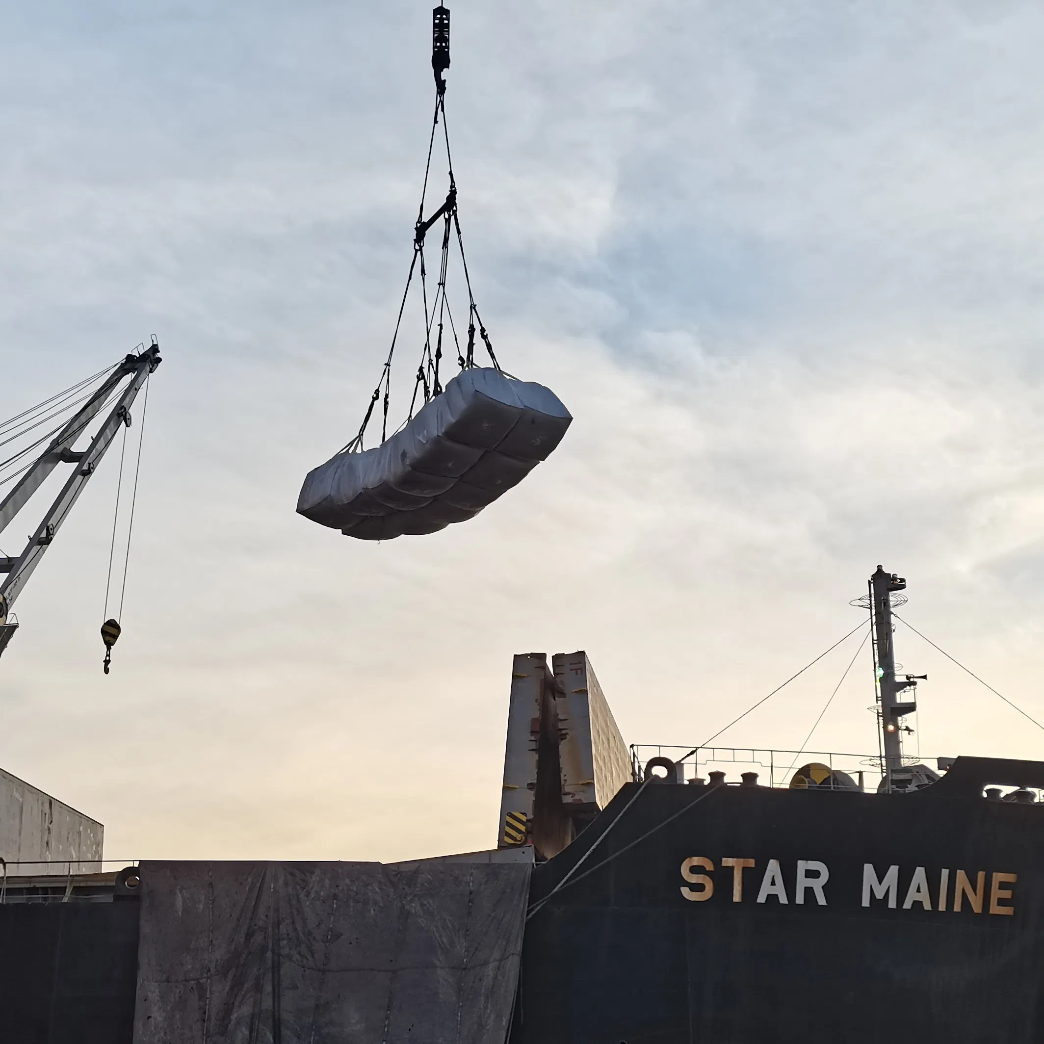Heavy-Duty Expansion Agent for Tunnel Excavation and Mining Applications