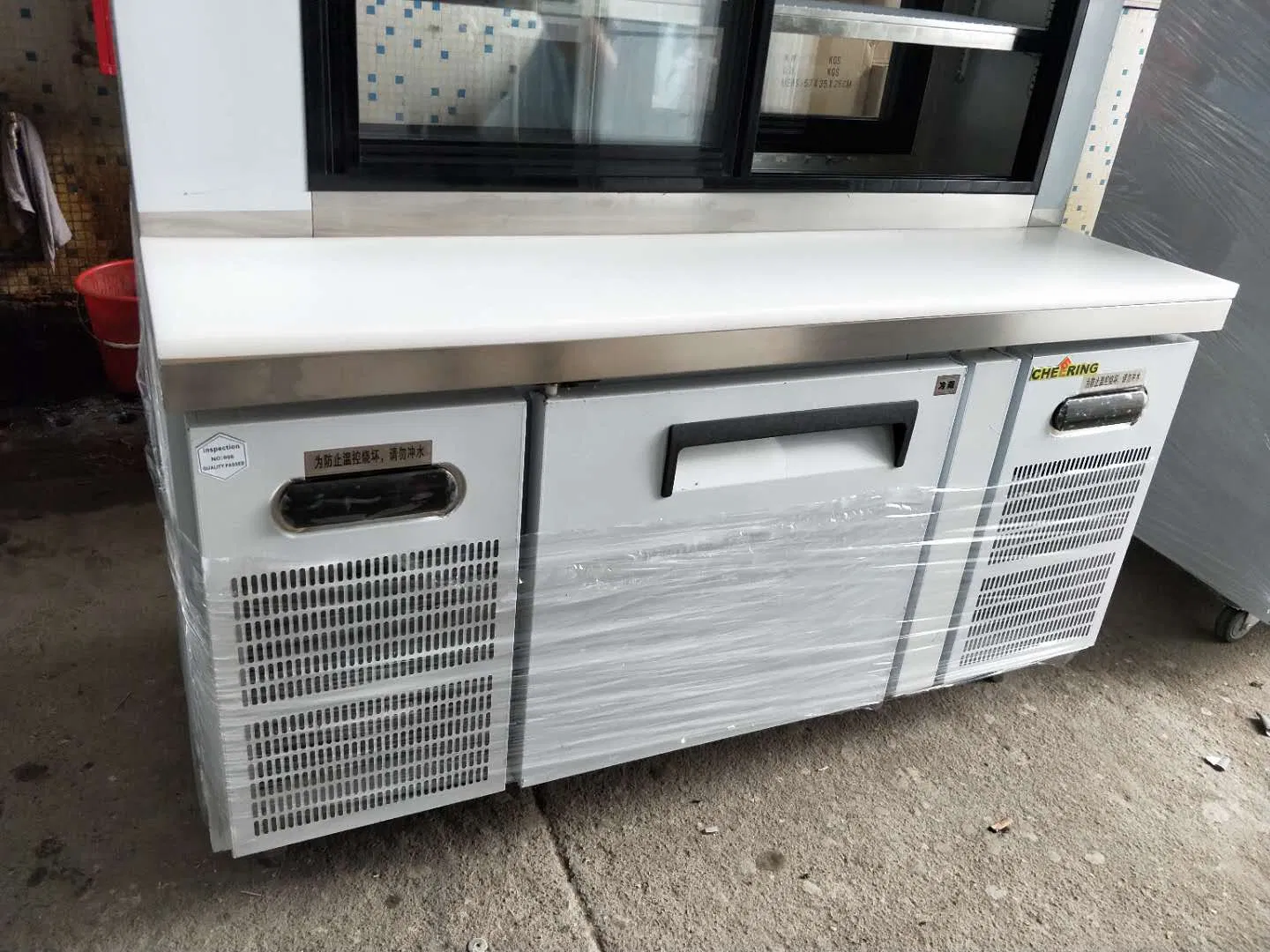 Customized Counter Work Bench Refrigerator with Chopping Block