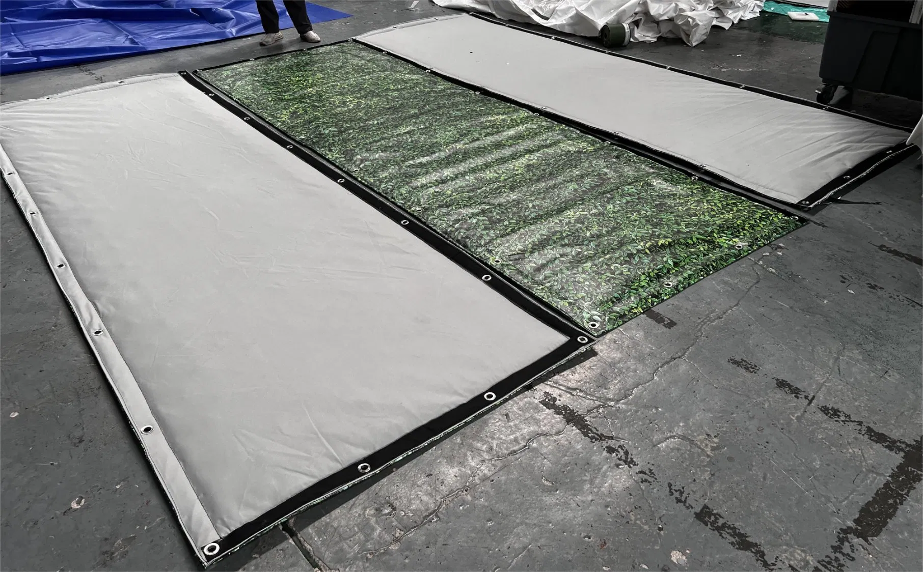 Litong Logo Printed Customized Size PVC Mesh Coated Tarpaulin Soundproof Control Decibel Sound Barrier From China Manufacture