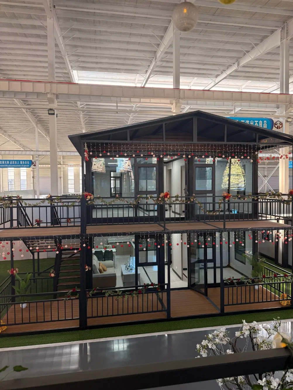 Insulated 20FT 40FT Tiny Prefabricated Expandable Home 2 3 4 Bedroom Foldable Container Portable Expandable House Prefab Luxury Villa Apartment