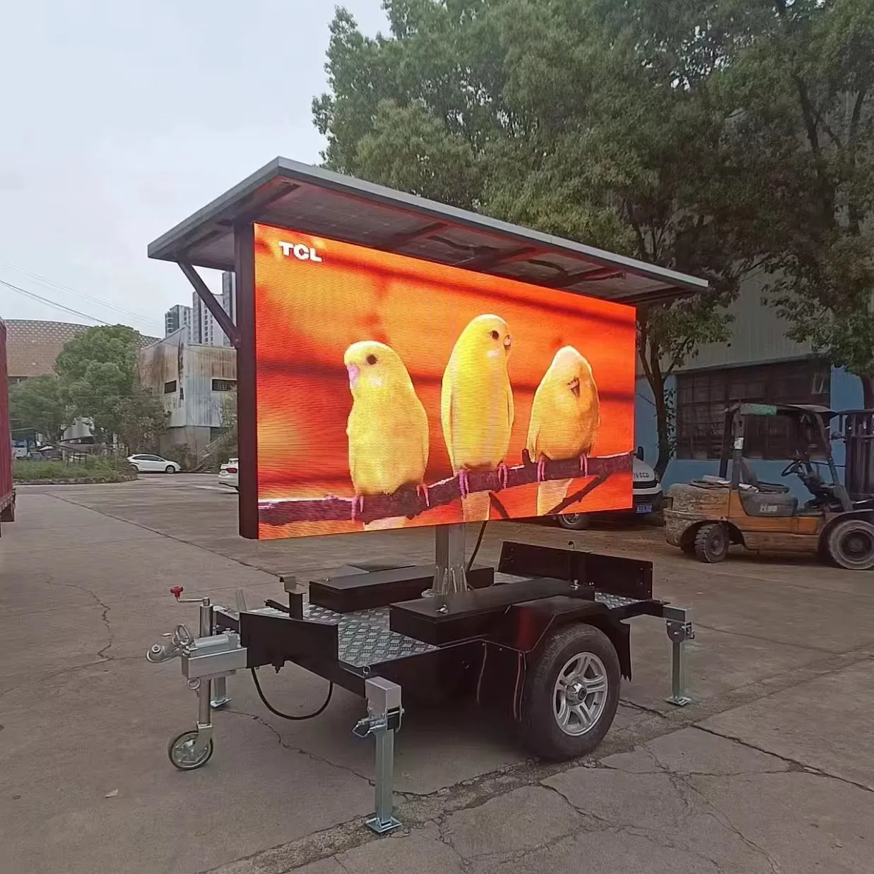 Outdoor Energy Saving LED Display Screen Portable Solar Panel Movable Outdoor Advertising Mobile Trailer LED Display