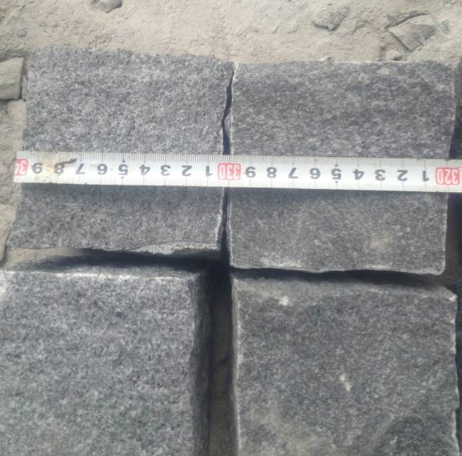 Granite Natural Kerbstone and Cubes