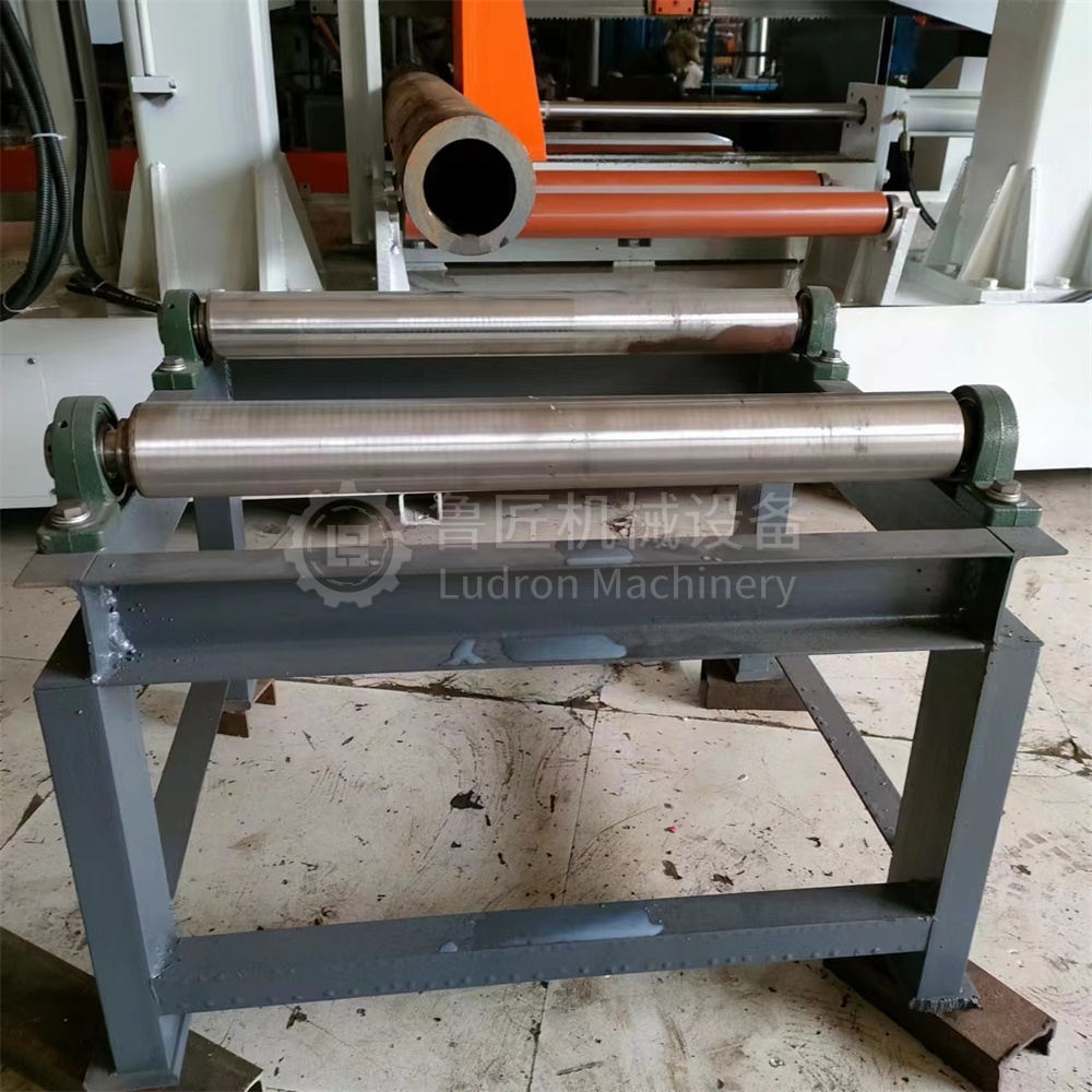 Ленточная пила по металлу горизонтальная