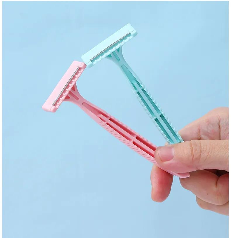 Men Shaving Razor 3 Blades Disposable Shaver Use
