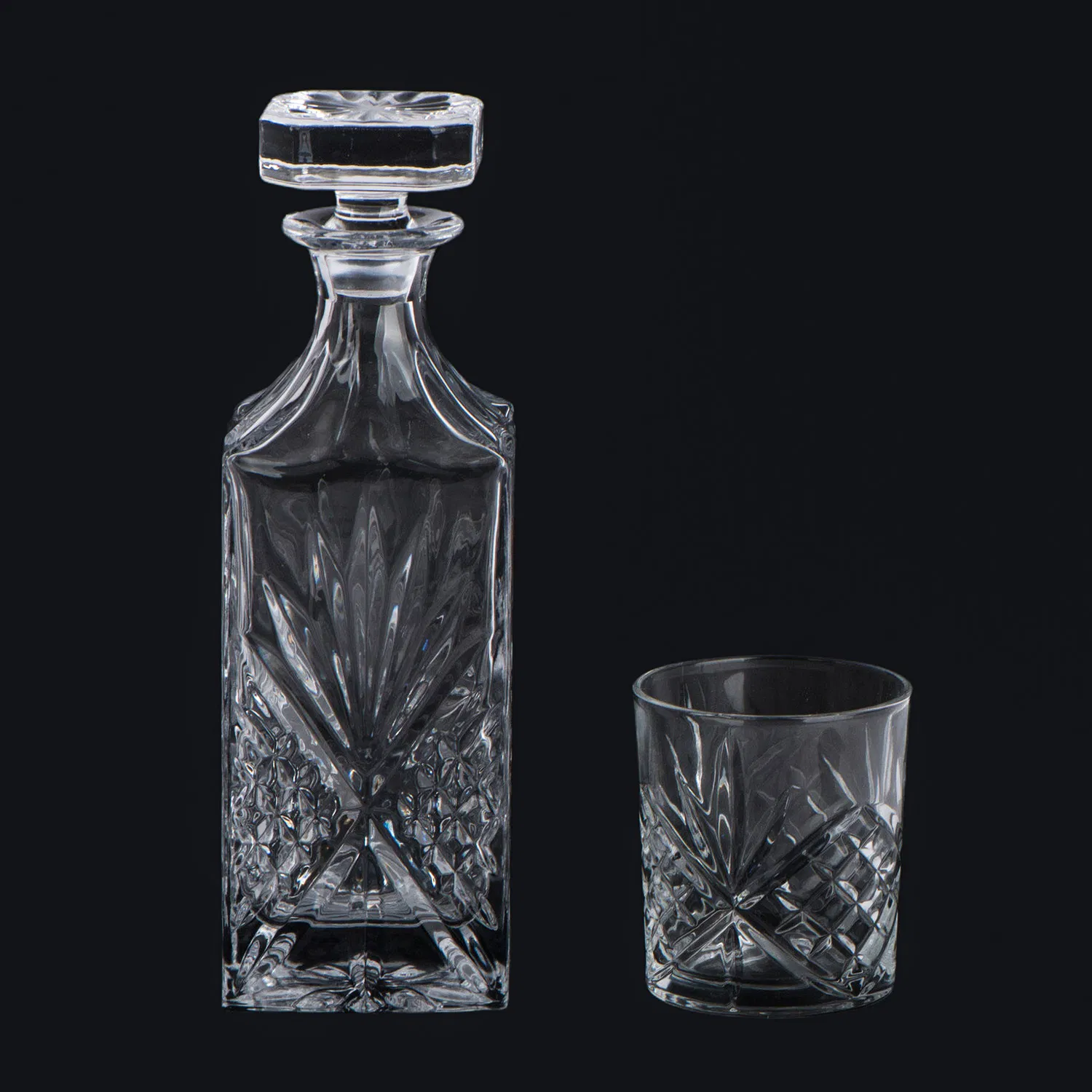 Square Transparent Glass Wine Bottle with Glass Cup Set for Wine Storage & Container