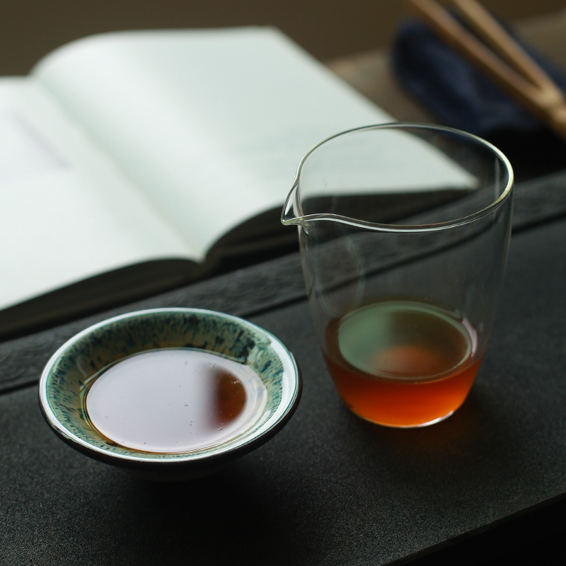 Factory Custom Hand Made Borosilicate Transparent Glass Coffee Cups Glass Tea Cup with Droplet Mouth