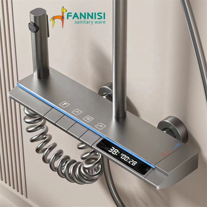 Дождевая насадка для душа FANNISI с планкой