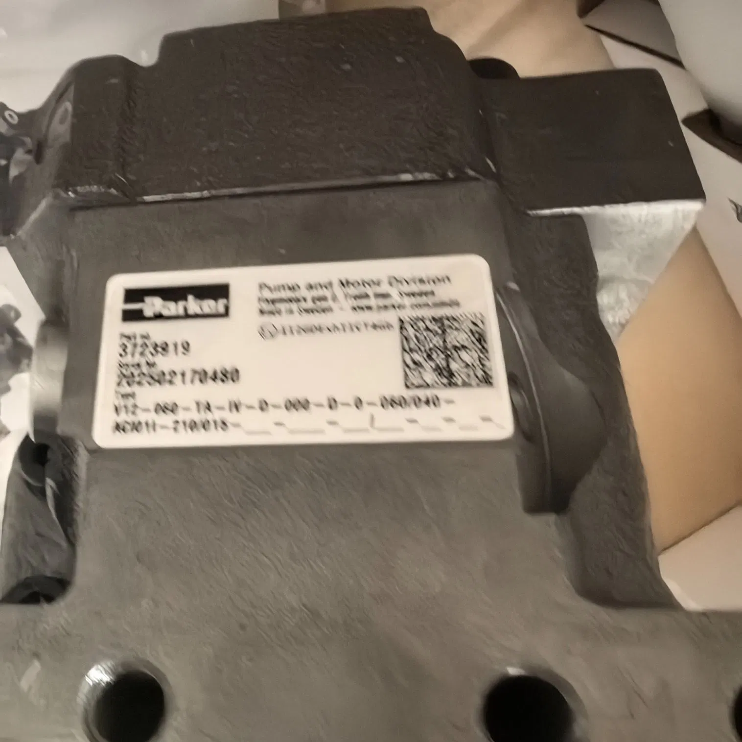 Гидравлический мотор Parker V12-060-TA-IV-D-000-D-0-060/040