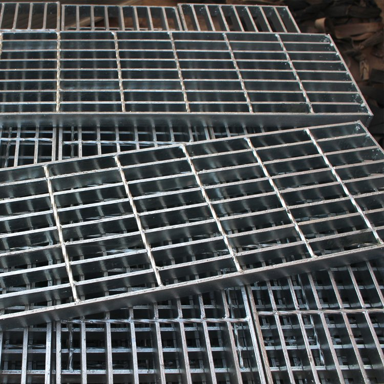 Heavy Duty Welding Standard Size Mild Industry Flooring Heavy Duty Drain Grate Roof Steel Grating