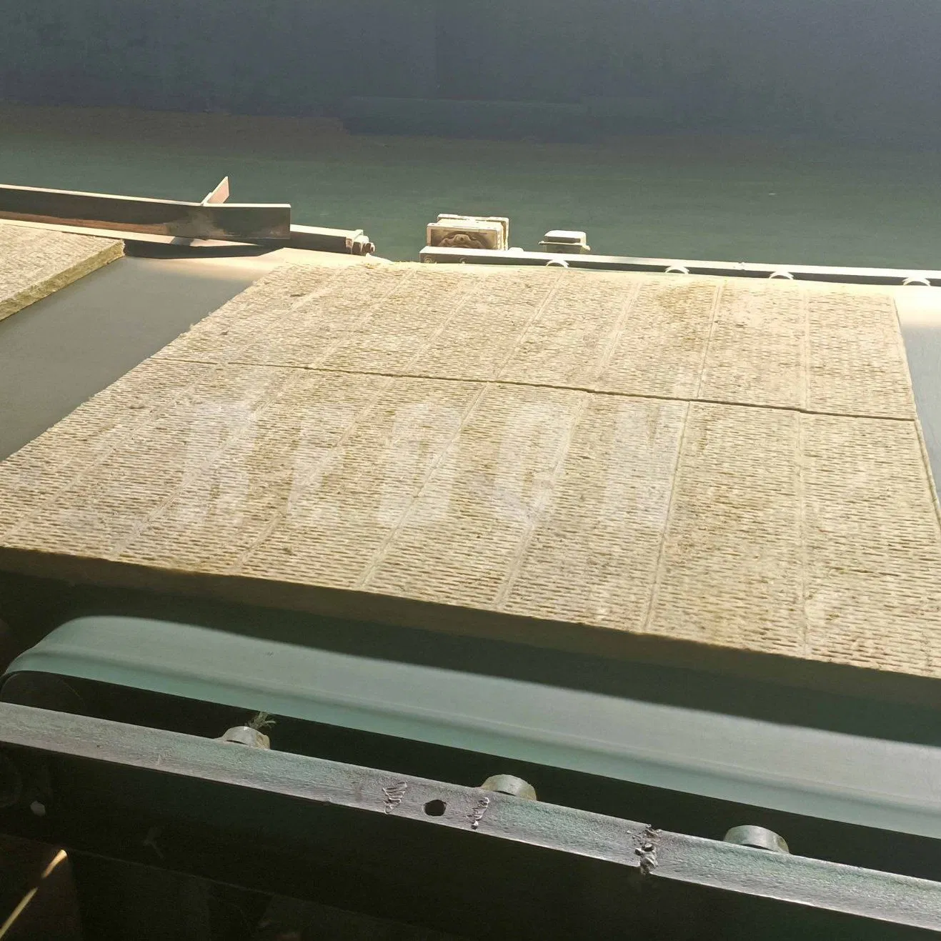 China Sound Heat Thermal Insulation Refractory Rockwool Board