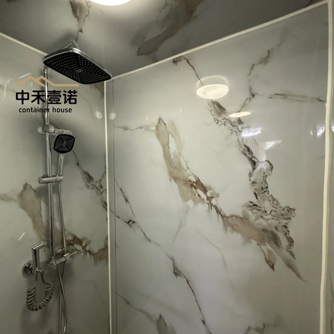 Damp-or-Wet-Areas Modular Container House for Shop with Wooden Doors