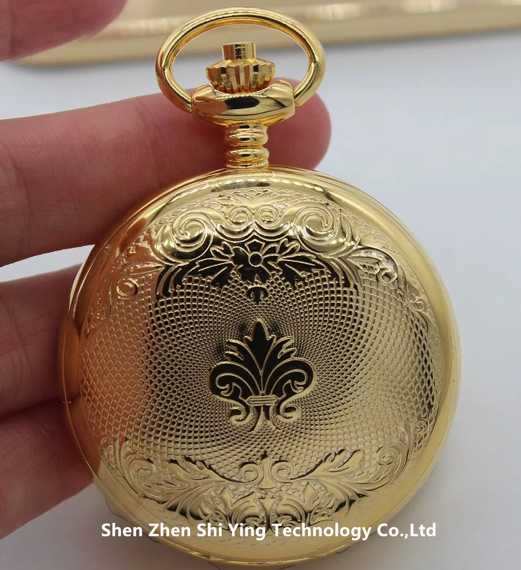 Custom Logo Men's Antique Gold Hand Wind Hollow Mechanical Pocket Watch