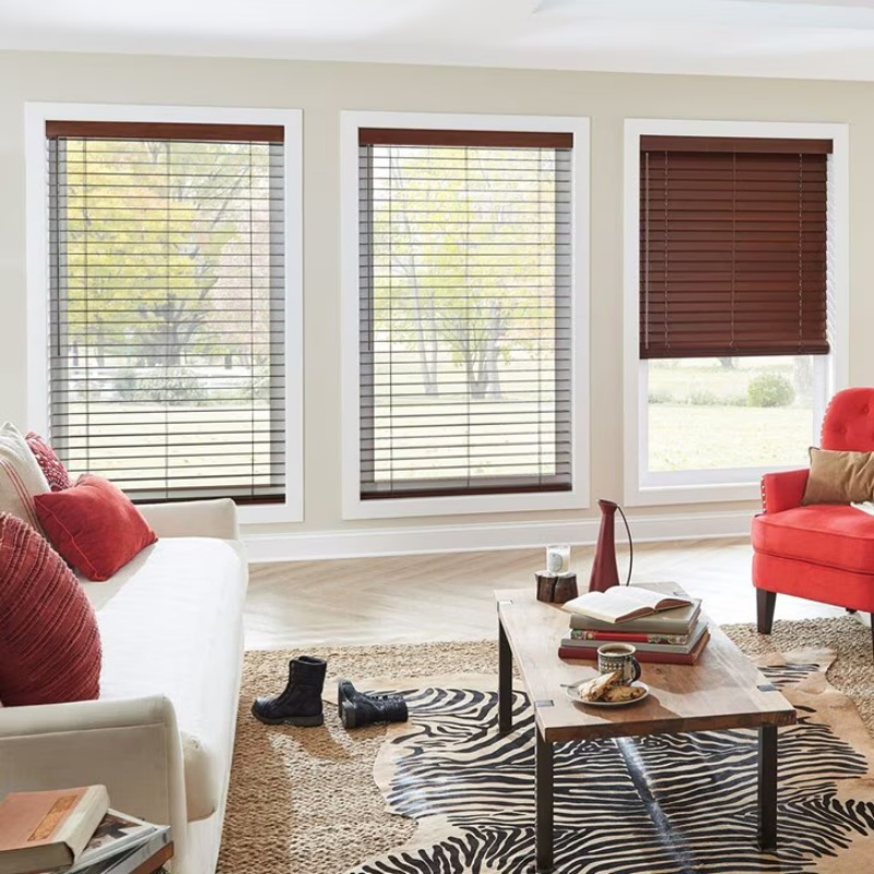 Factory Direct Sales Built-in Plain Vertical Venetian PVC Faux Wood Blinds Cordless Waterproof Fireproof for Oriel Window
