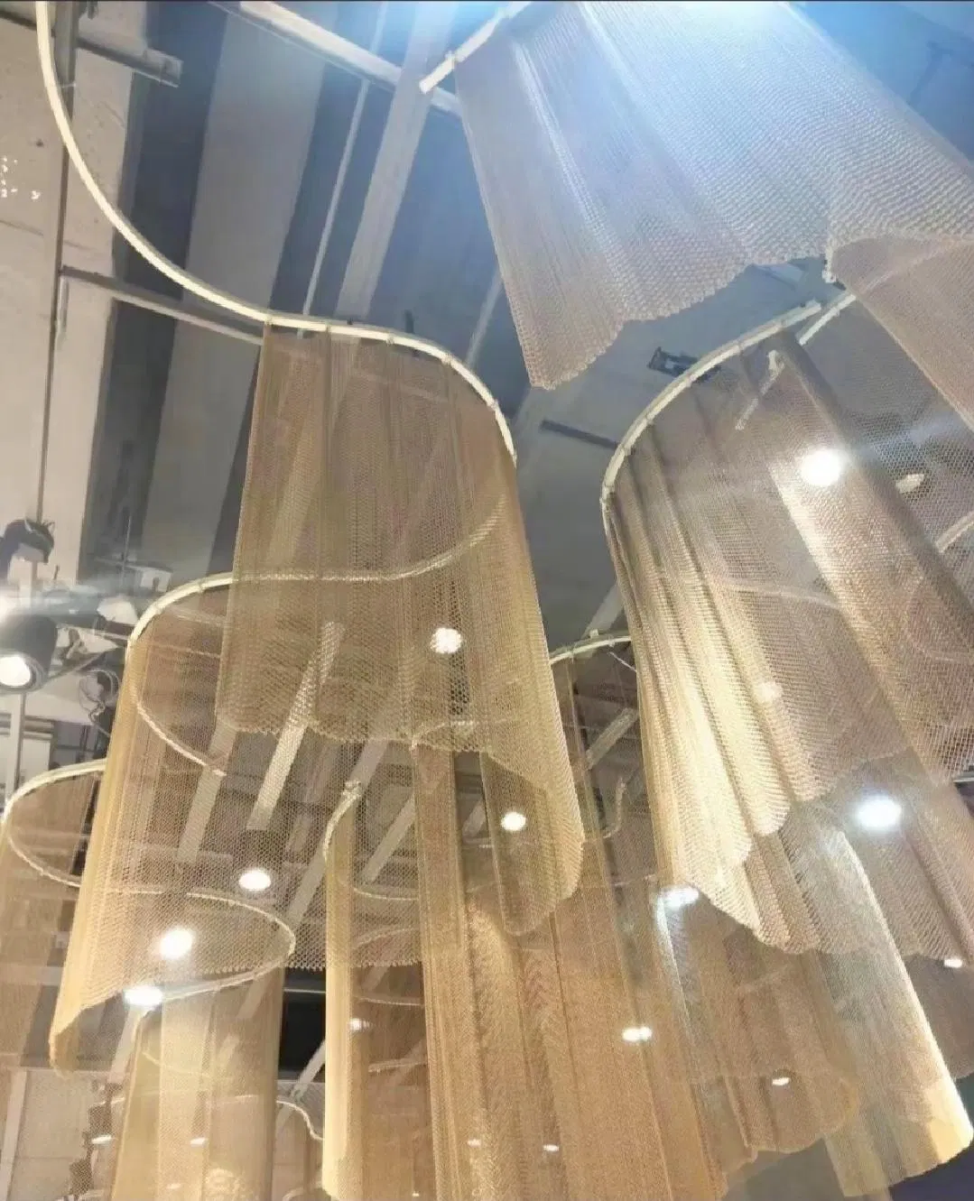 Decorative Art Aluminum Chain Mesh, Handmade, for Cafes, Restaurants and Wedding Styling