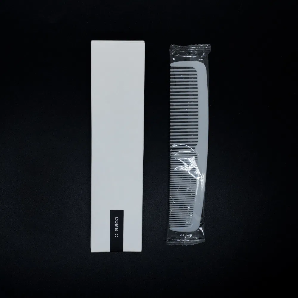 Disposable Wheat Straw Comb in Kraftbag with Hotel Amenities for Guest Room