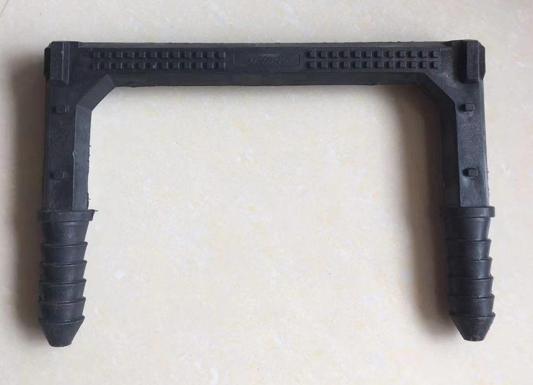 Customized Non-Slip Polypropylene Safety Carbon Steel Ladder Manhole Step