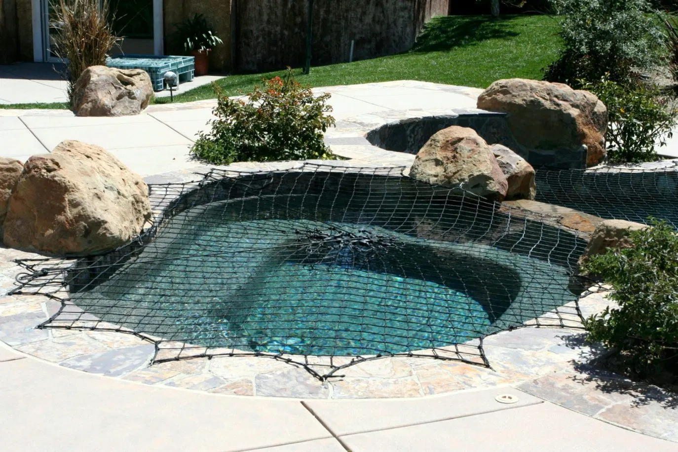 UV Resistant Strong Protection Child and Pets Swimimng Pool Safety Cover