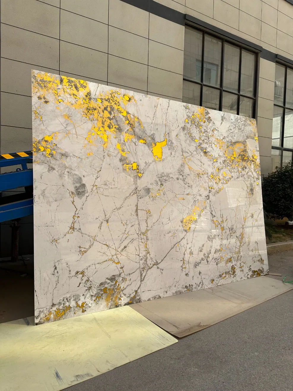 Wood Veneer Carbon Fiber Board Wood Veneer Charcoal Panel Wall-Panels