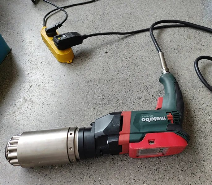 ETW Digital Torque Wrench with Bolt Torque Comparison Table