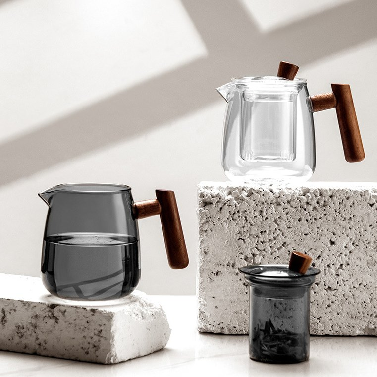 Wholesale Heat Resistant Borosilicate Glass Tea Pot Set with Glass Tea Infuser and Wooden Handle