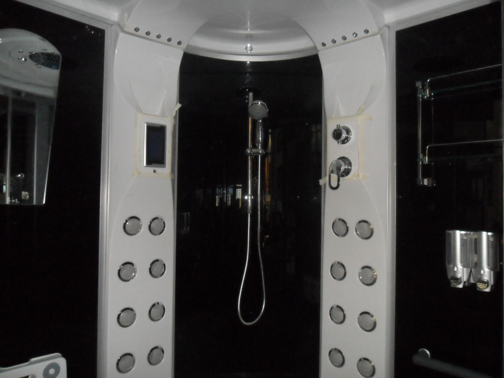 Hot New Design Hydro Massage Shower Room
