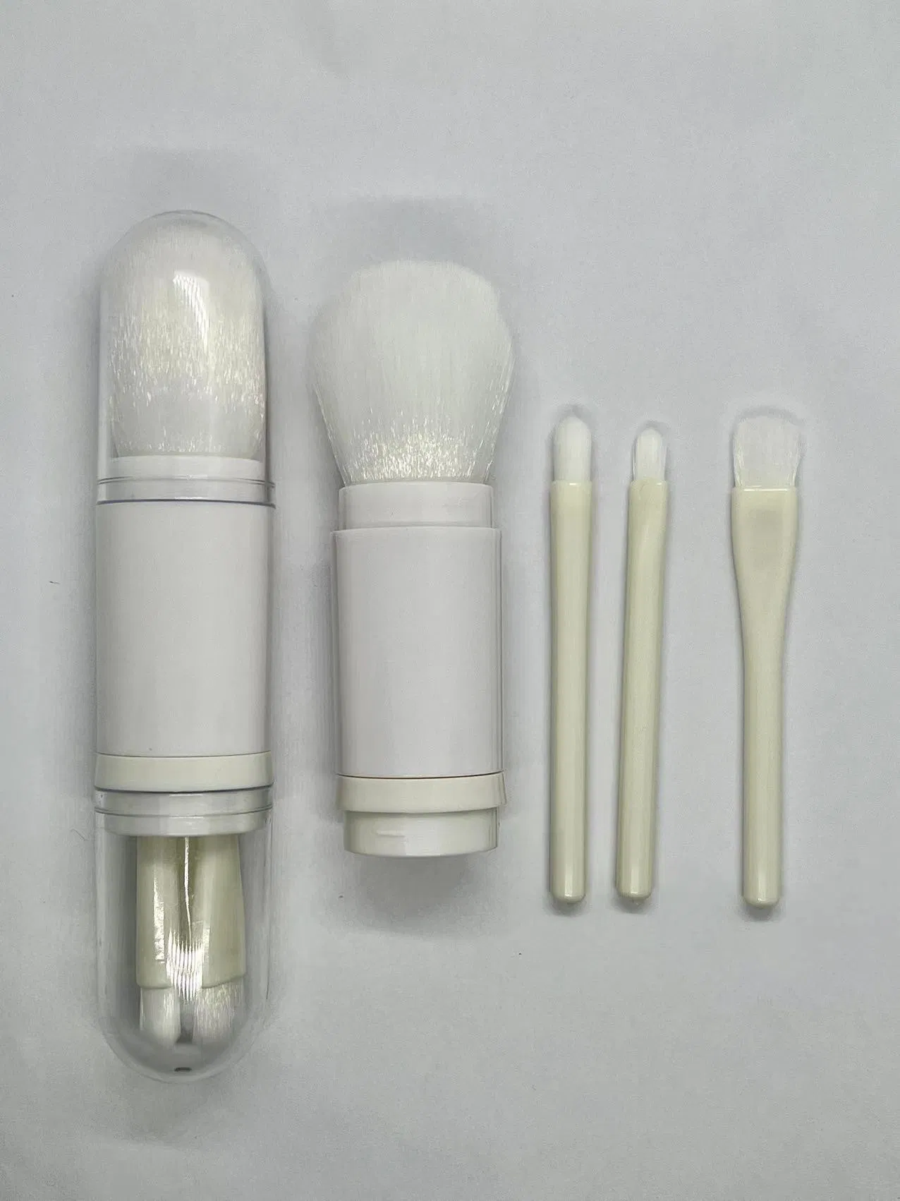Ortable Retractable Makeup Brush Set, Multi-Functional Travel Kit for Eyeshadow/Foundation