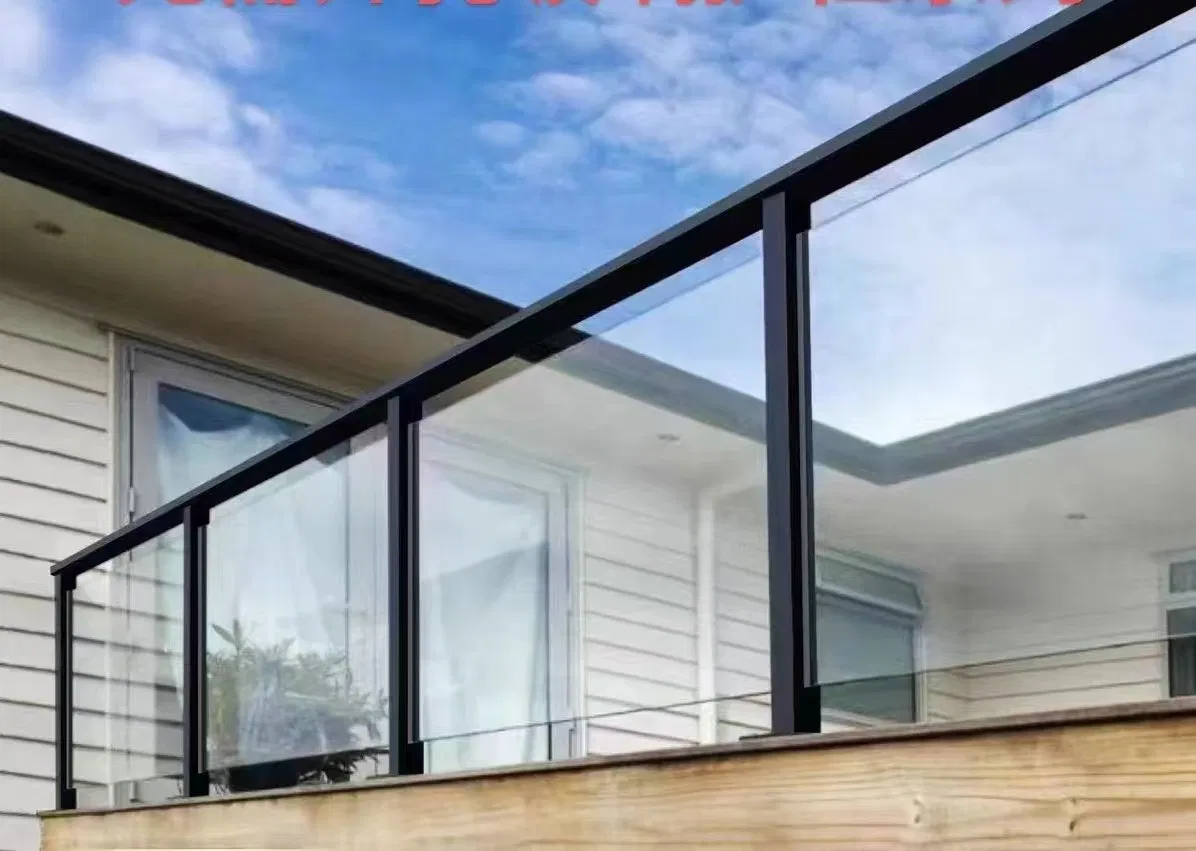 Aluminium Easy Install Balustrade Post/Baluster/Glass Railing/Balustrade Post/Baluster/Balcony