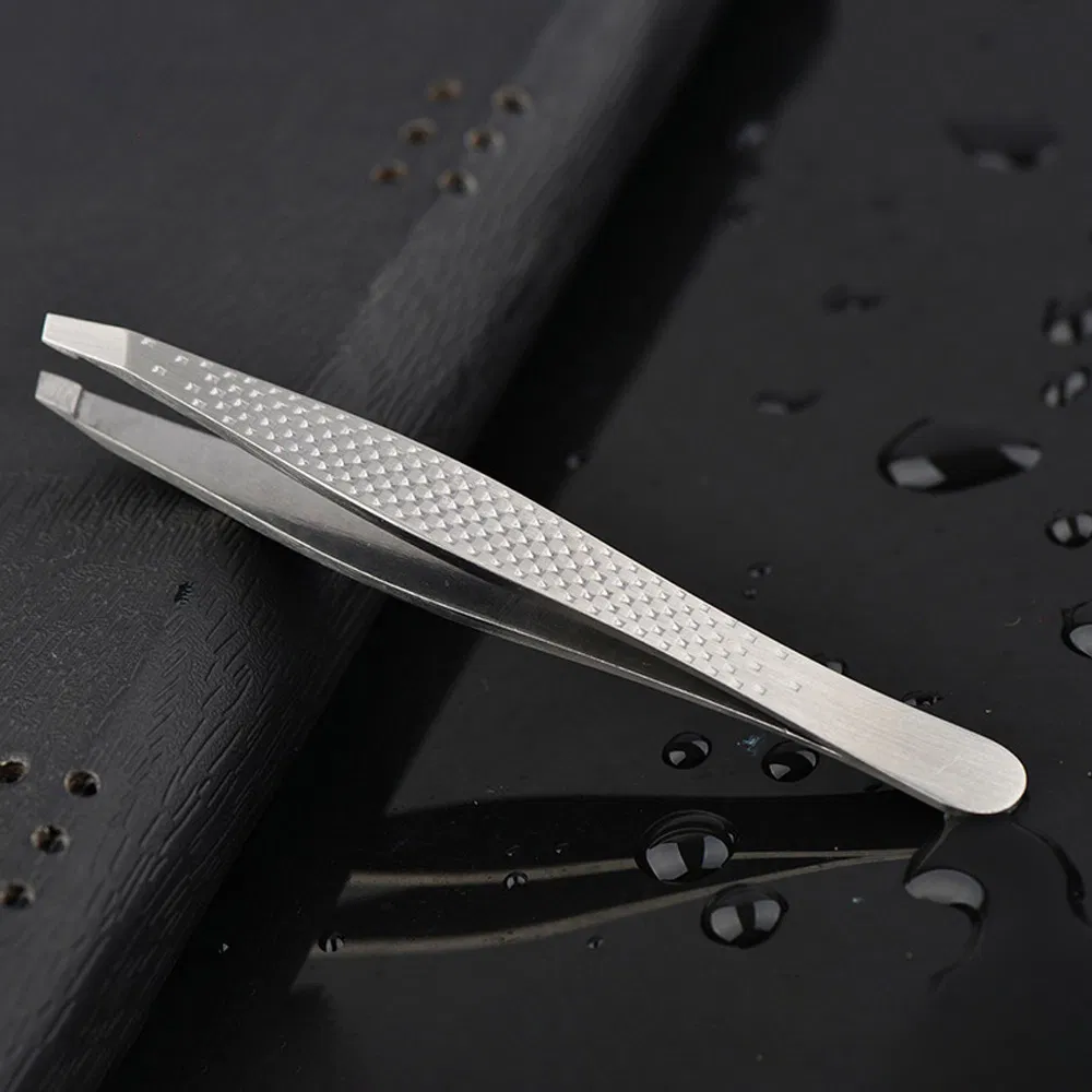 Guangdong Stainless Steel Slanted Eyebrow Clip Makeup Beauty Eyelash Tweezers