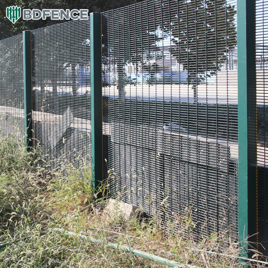 High Security 358 Anti-Climb Fence with Powder Coated Metal Wire Mesh