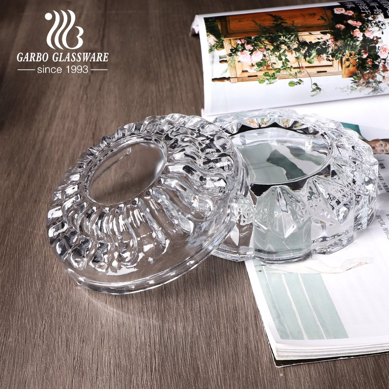 Stock Classic Glass Ashtray with Patterns Clear High Quality Round Glass Ashtray Table Decor Accessory