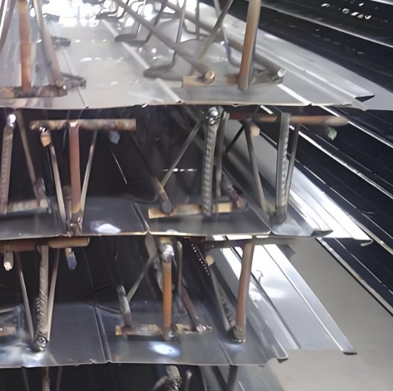 Customizable Steel Truss Bridge Decks for Corrosion Resistance