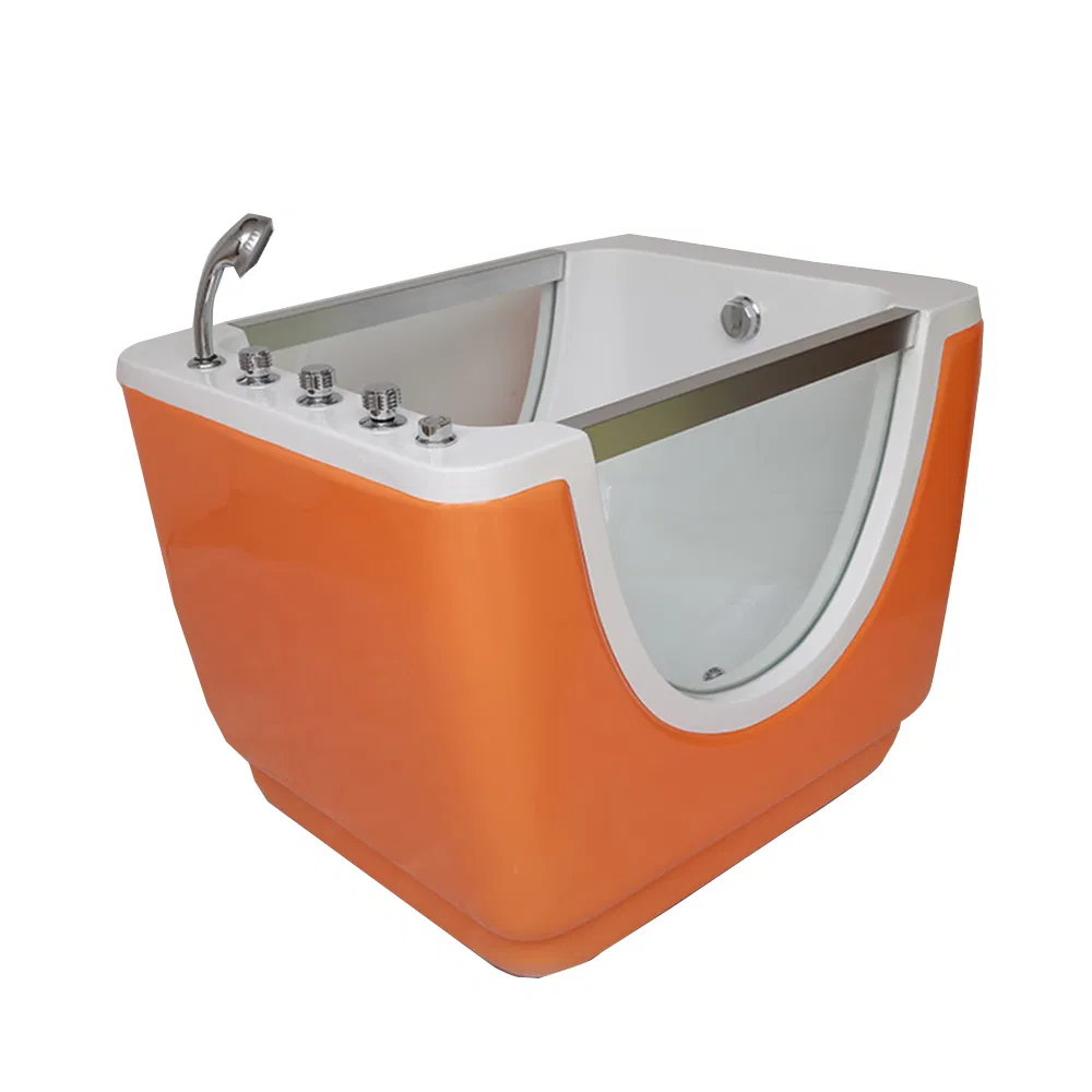 Детская ванна с дизайном из стекла