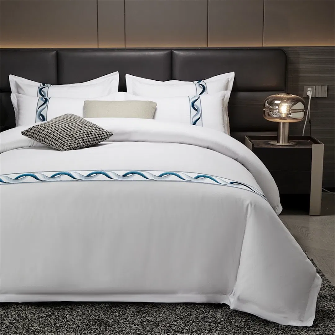 Wholesale OEM/ODM High Quality Home Textile Quilt Cover Bed Sheets Webbing Embroidery Duvet Cover Pure Cotton Bedroom Bed Set Guangdong Hotel White Bedding Set
