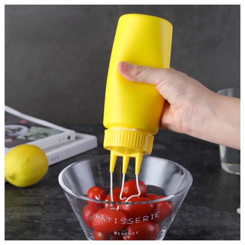 Custom Logo Ketchup Dispenser Bottle Plastic Three Holes Salad Dressing Squeeze Bottle