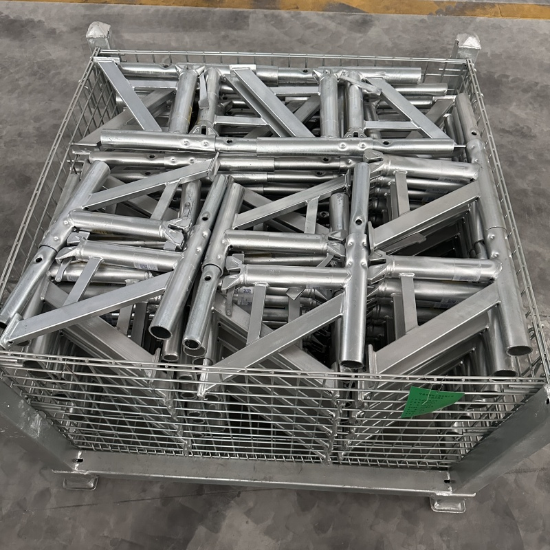 Adjustable 0.31m to 1.15m Range Industrial Scaffolding Side Hop up Bracket Tubular